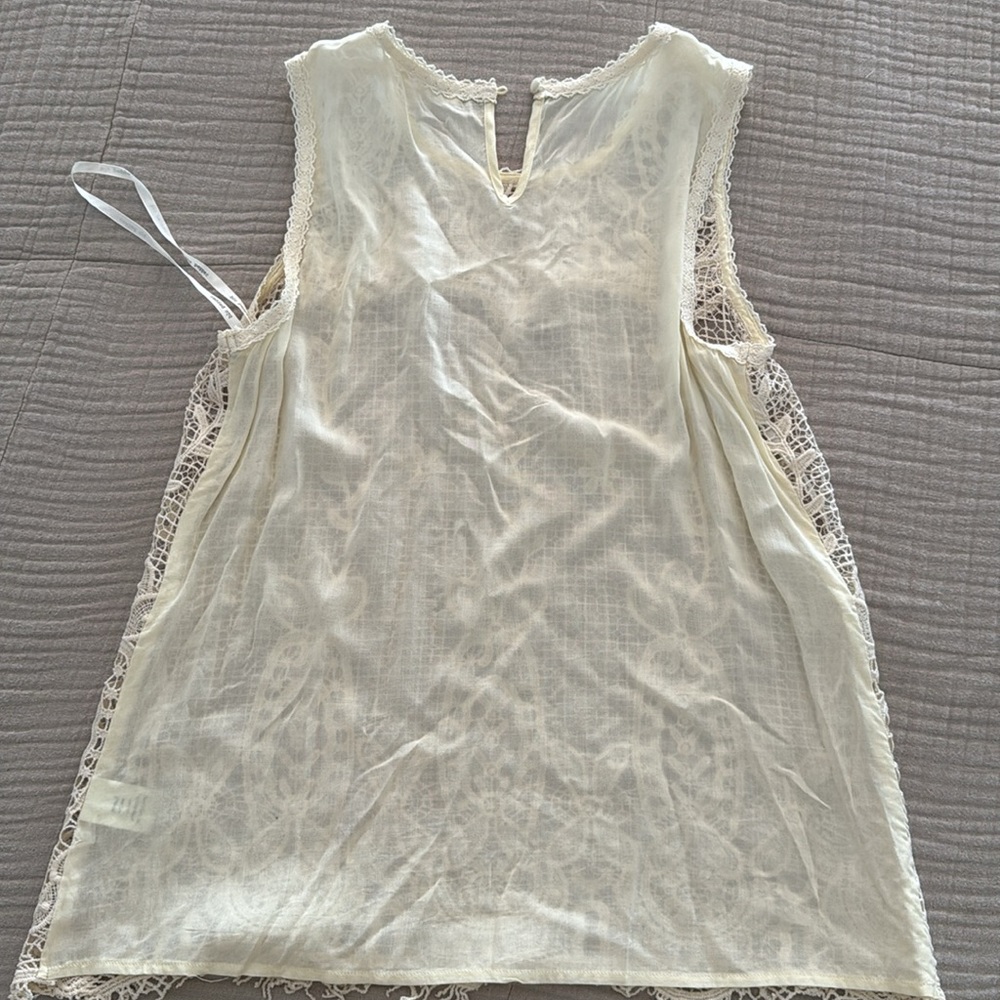 Blue Pepper Top - image 3